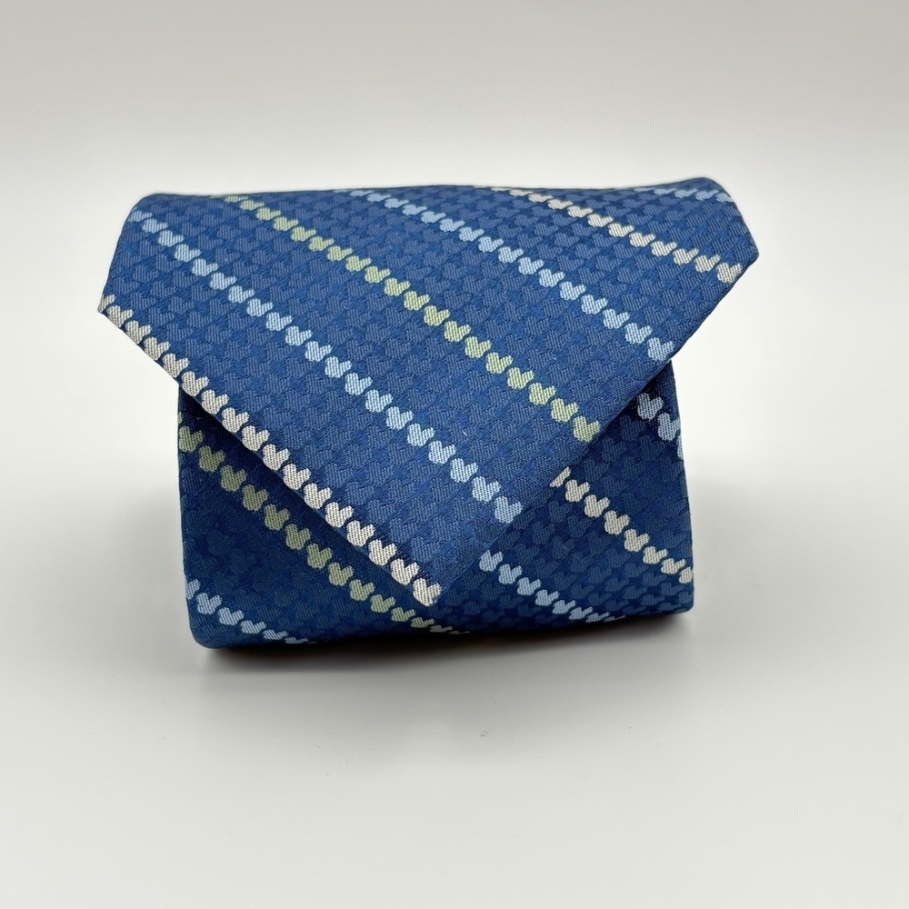 Disneystore Blue Silk Necktie Mickey Mouse Heads Diagonal Pattern Blue & Silver